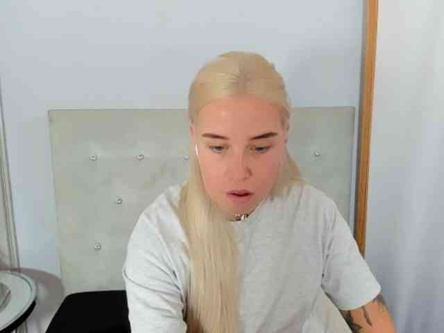 KristyQueen webcam