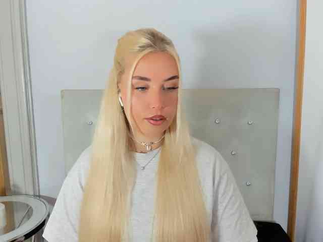 KristyQueen webcam