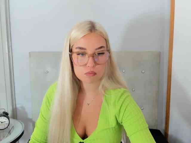 KristyQueen webcam