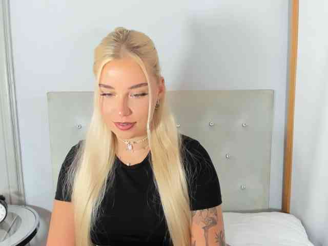 KristyQueen webcam