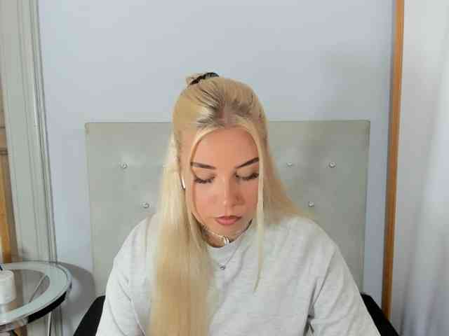 KristyQueen webcam