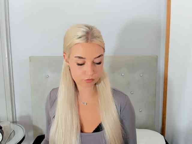 KristyQueen webcam
