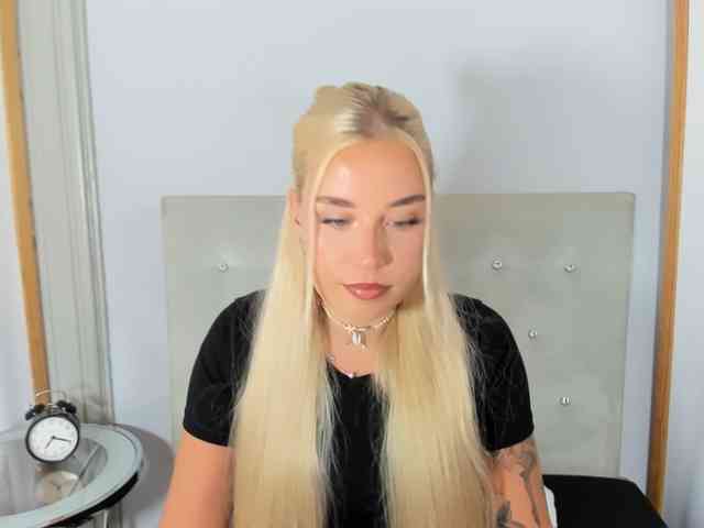 KristyQueen webcam