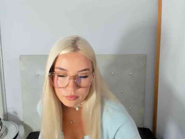 KristyQueen webcam