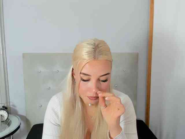 KristyQueen webcam