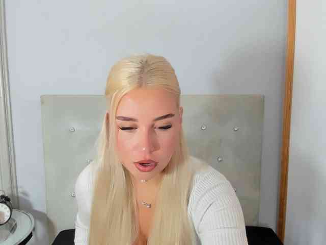 KristyQueen webcam