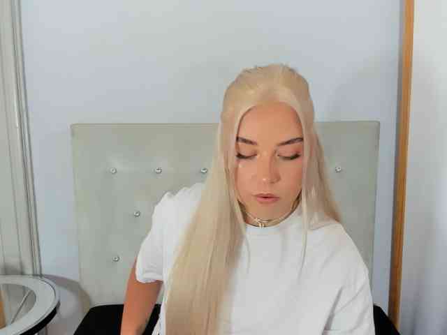 KristyQueen webcam