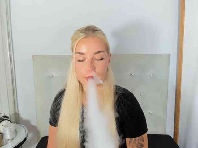 KristyQueen webcam