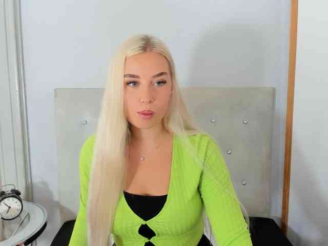 KristyQueen webcam