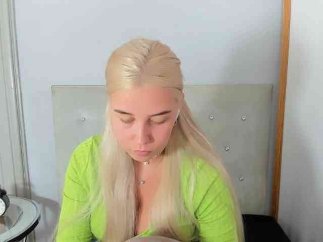 KristyQueen webcam