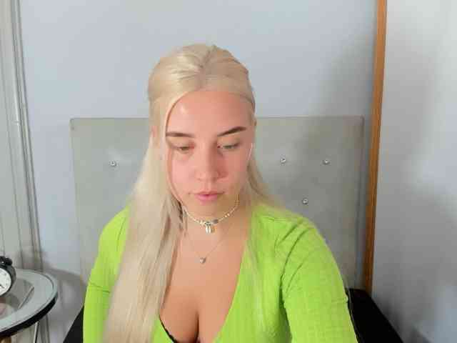 KristyQueen webcam