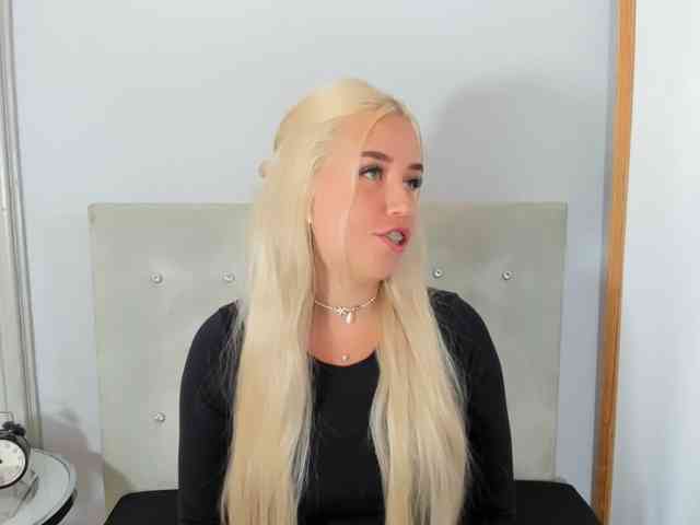 KristyQueen webcam