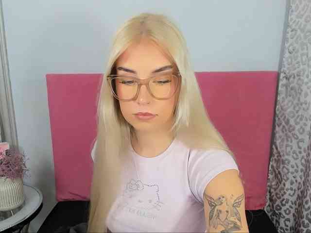 KristyQueen webcam