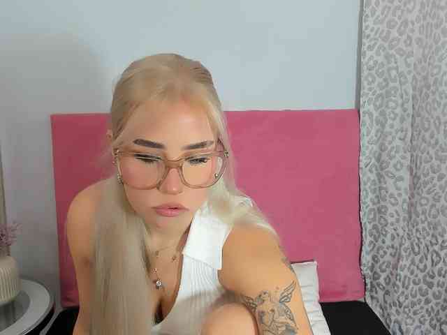 KristyQueen webcam