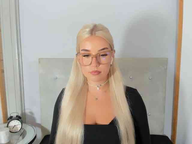 KristyQueen webcam