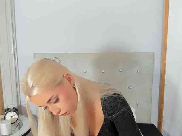 KristyQueen webcam