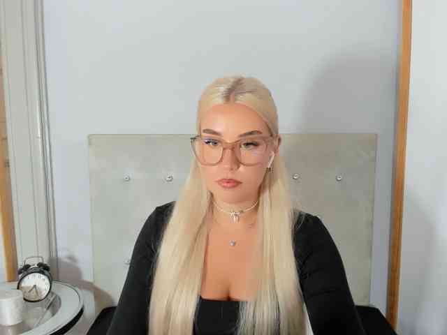 KristyQueen webcam