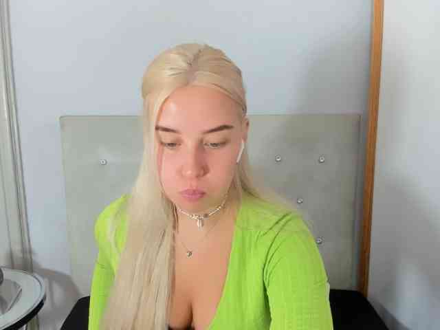 KristyQueen webcam