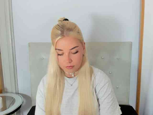 KristyQueen webcam