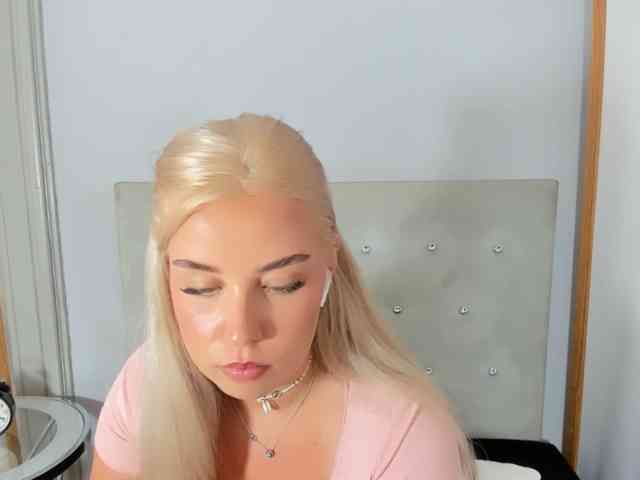 KristyQueen webcam