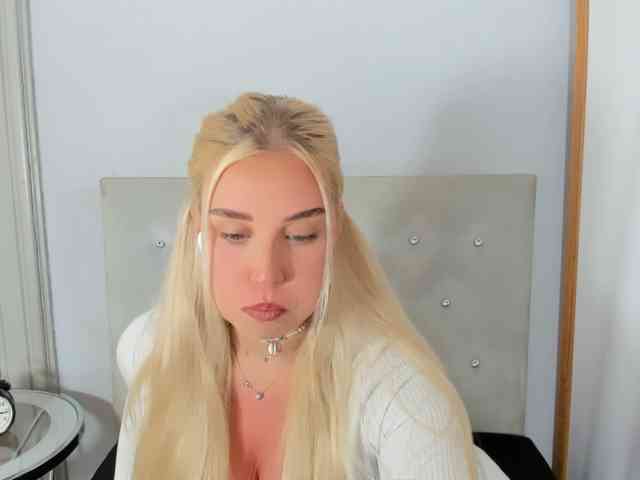KristyQueen webcam