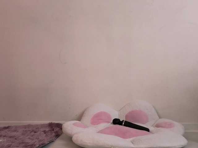 elfinvibes from BongaCams is Freechat