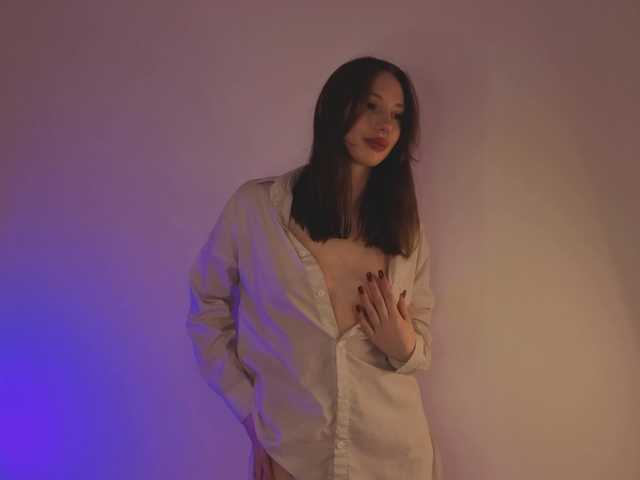 elfinvibes's BongaCams show and profile