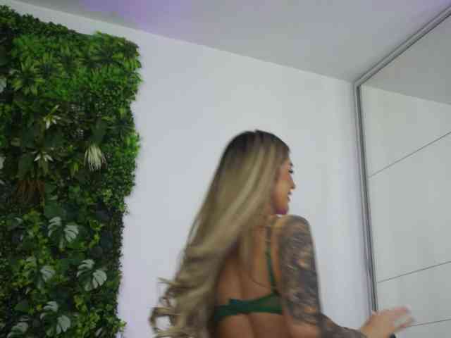 AmiraRoshen AmiraRoshen