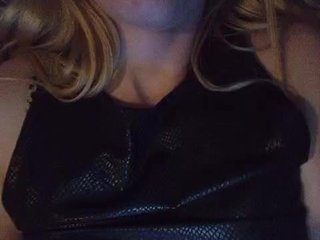 SexyBlondMia Porn Show