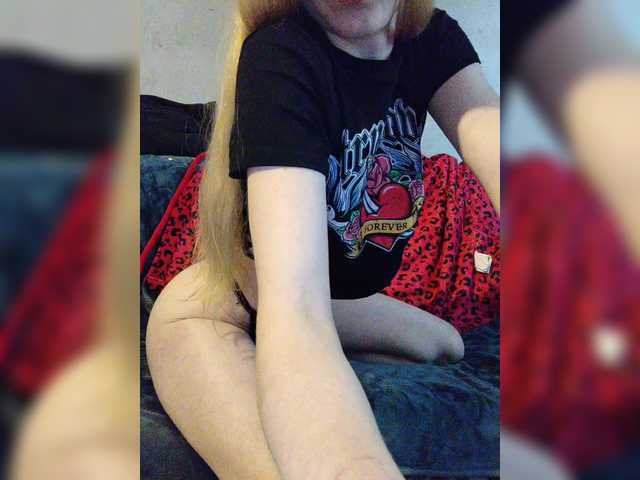 SexyBlondMia's BongaCams show and profile