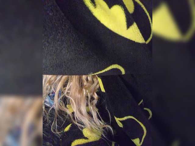 SexyBlondMia's BongaCams show and profile