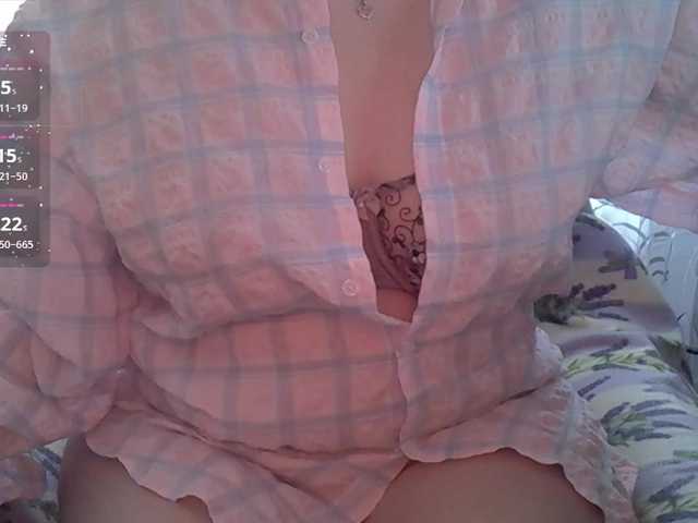 Fox-baby's BongaCams show and profile