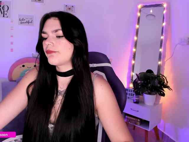 LiaTomson