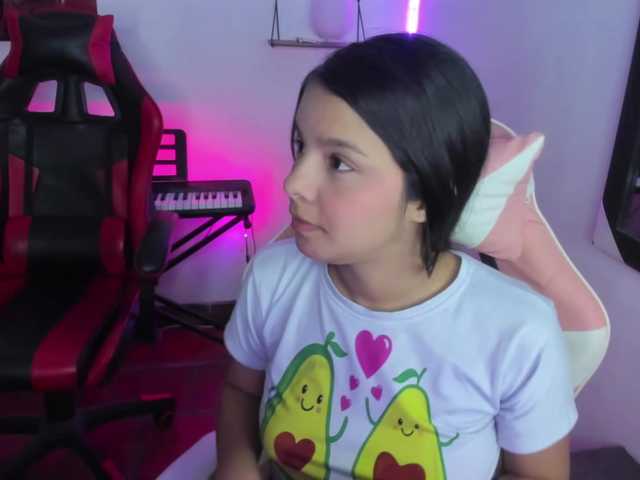 room-kitty's BongaCams show and profile