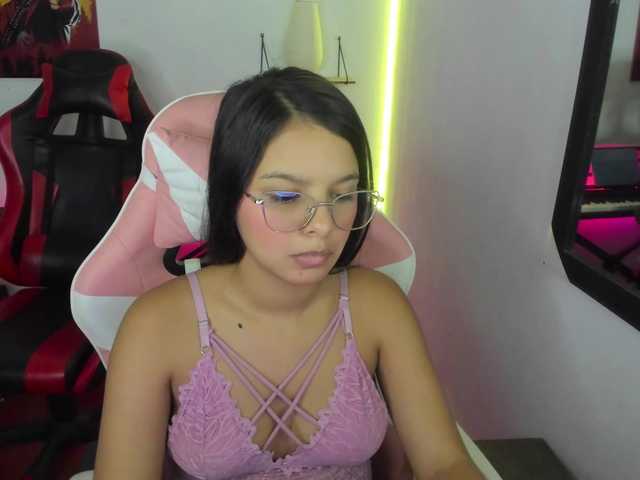 room-kitty's BongaCams show and profile