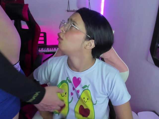 room-kitty's BongaCams show and profile