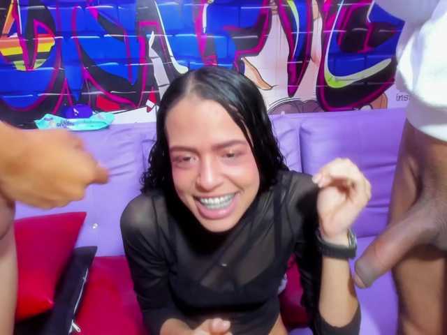 room-kitty's BongaCams show and profile