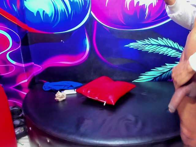 room-kitty's BongaCams show and profile