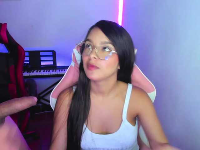 room-kitty's BongaCams show and profile