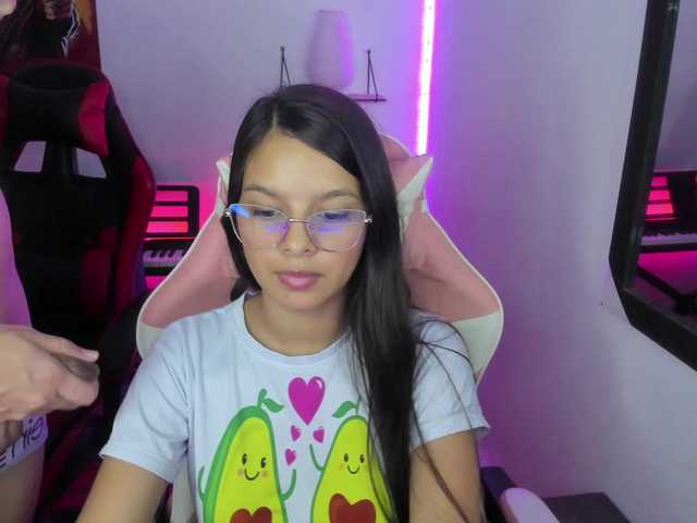 room-kitty's BongaCams show and profile