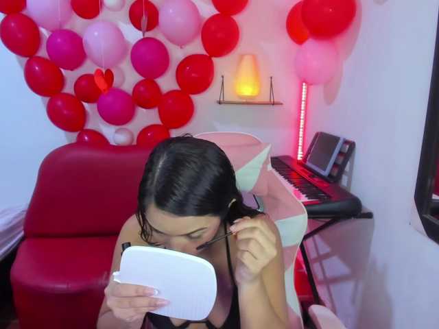 room-kitty from BongaCams