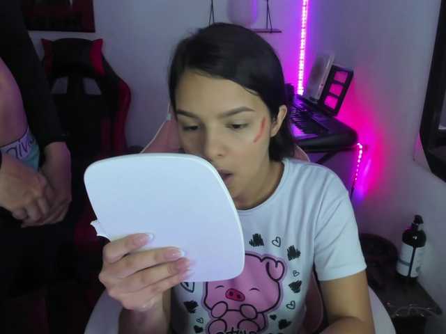 room-kitty's BongaCams show and profile