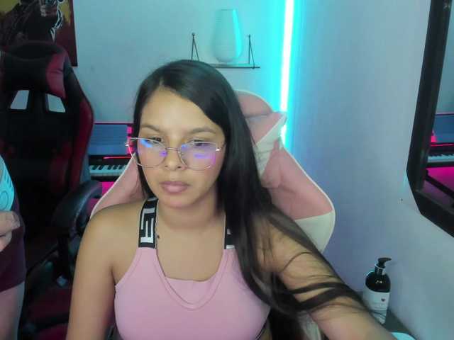 room-kitty's BongaCams show and profile