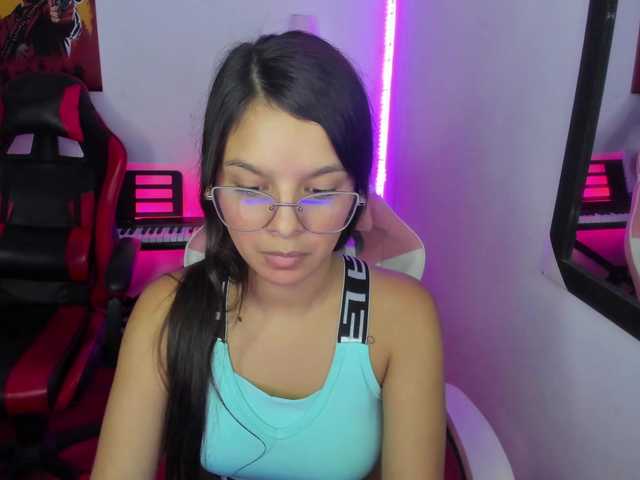 room-kitty's BongaCams show and profile