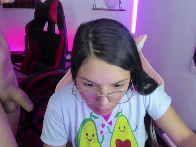 room-kitty's BongaCams show and profile