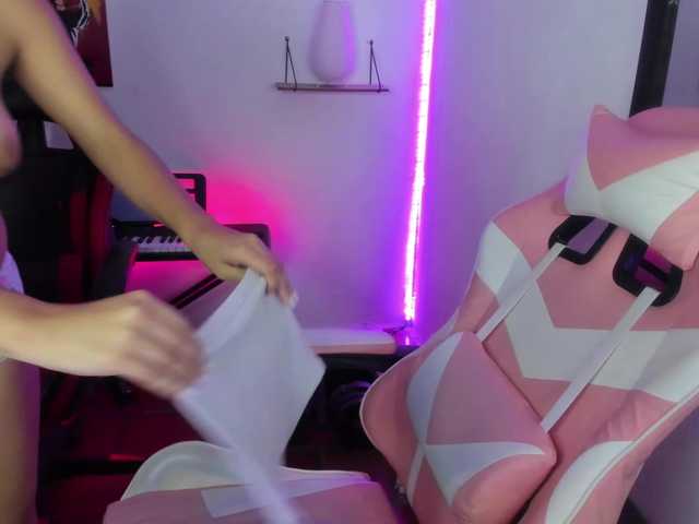 room-kitty's BongaCams profile