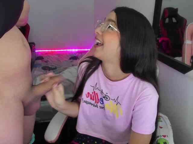 room-kitty room-kitty