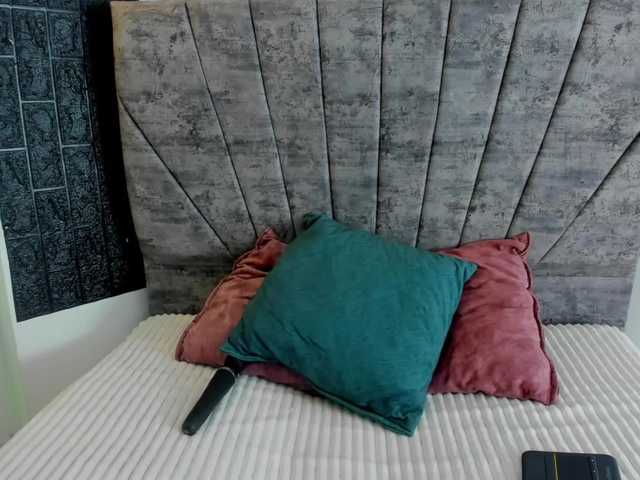 April-sc webcam bongacams model stream image