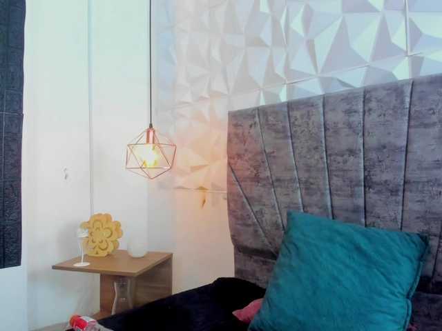 April-sc's BongaCams show and profile