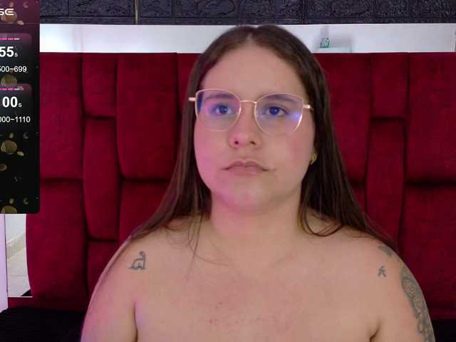 April-sc webcam bongacams model stream image